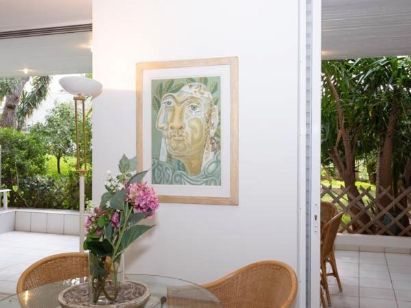 Vouliagmeni'S Secret Garden Near The Sea Apartment Athens Exterior photo