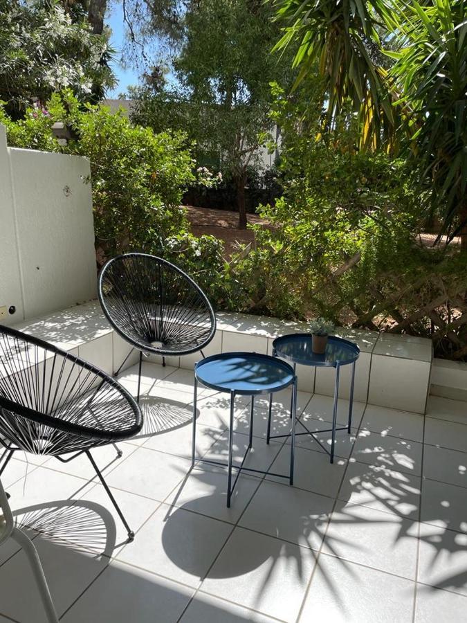Vouliagmeni'S Secret Garden Near The Sea Apartment Athens Exterior photo